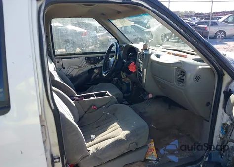 2000 Chevrolet Blazer Ls из США, поврежденный, VIN 1GNCS13W9YK142660